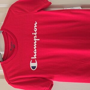 CHAMPION BRAND SIGNATURE BOYS RED SHORT SLEEVE TEE-SHIRT SIZE MEDIUM 10/12